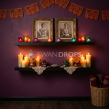 Fond photo Veille sacrée de la collection Halloween Mexique - prune, bougies votives colorées - portrait enfant Halloween intimiste